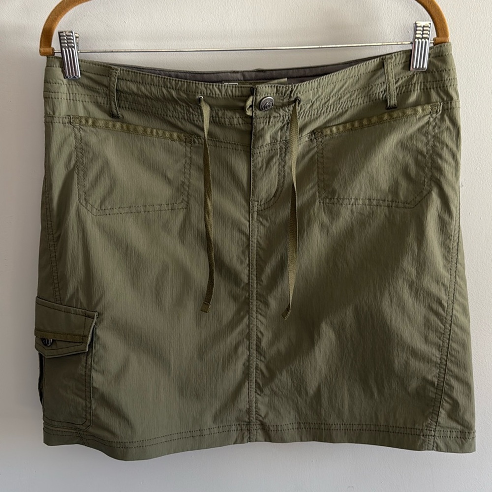 REI Skirt EUC